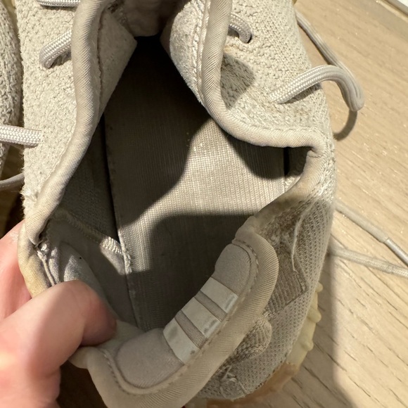 Adidas Yeezy Boost 350 V2 - Picture 9 of 10